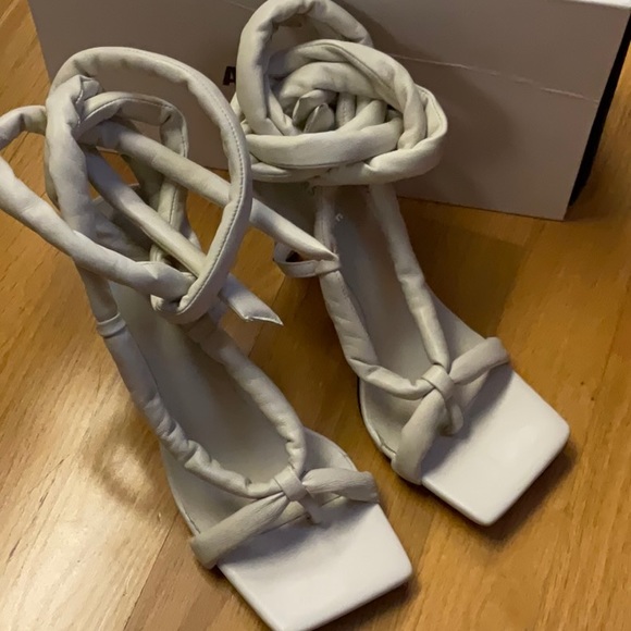 Alias Mae Astro Heel in Bone, EU Size: 39 - Picture 15 of 16